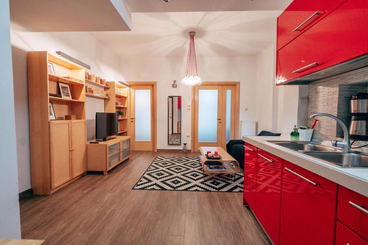 Agia Sofia Luxury City Center Apartment Tesalonika Bagian luar foto