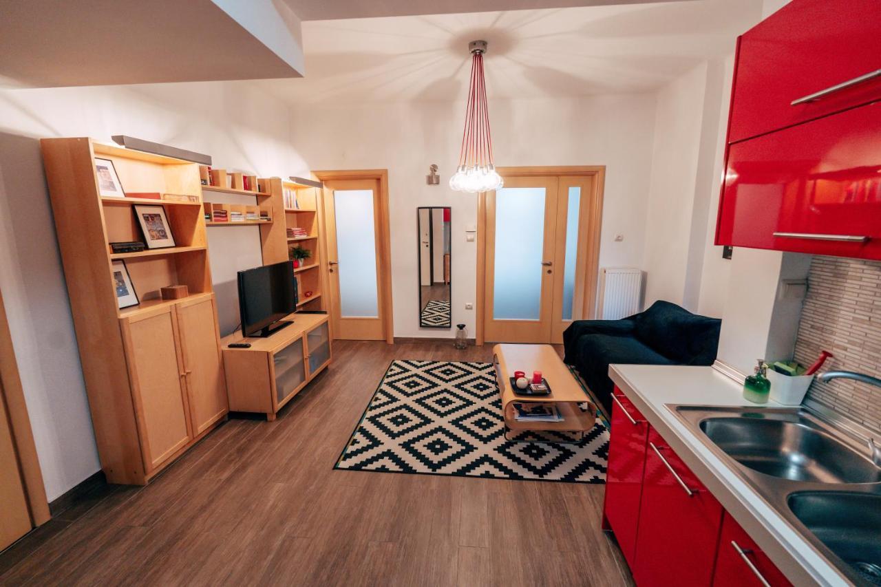 Agia Sofia Luxury City Center Apartment Tesalonika Bagian luar foto